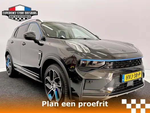 Lynk & Co 01 1.5 Voor wie zwart geen kleur is, maar een keuze!